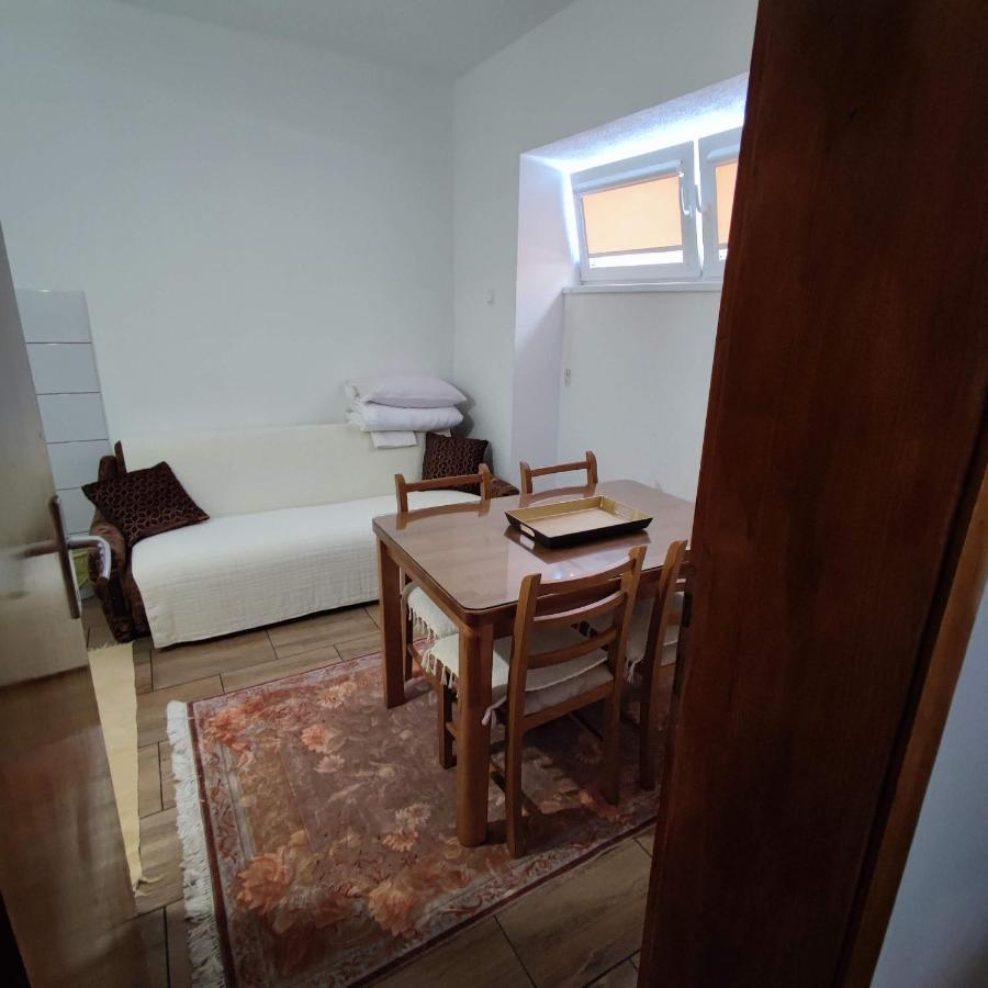 Apartments And Rooms Lena Mostar Buitenkant foto