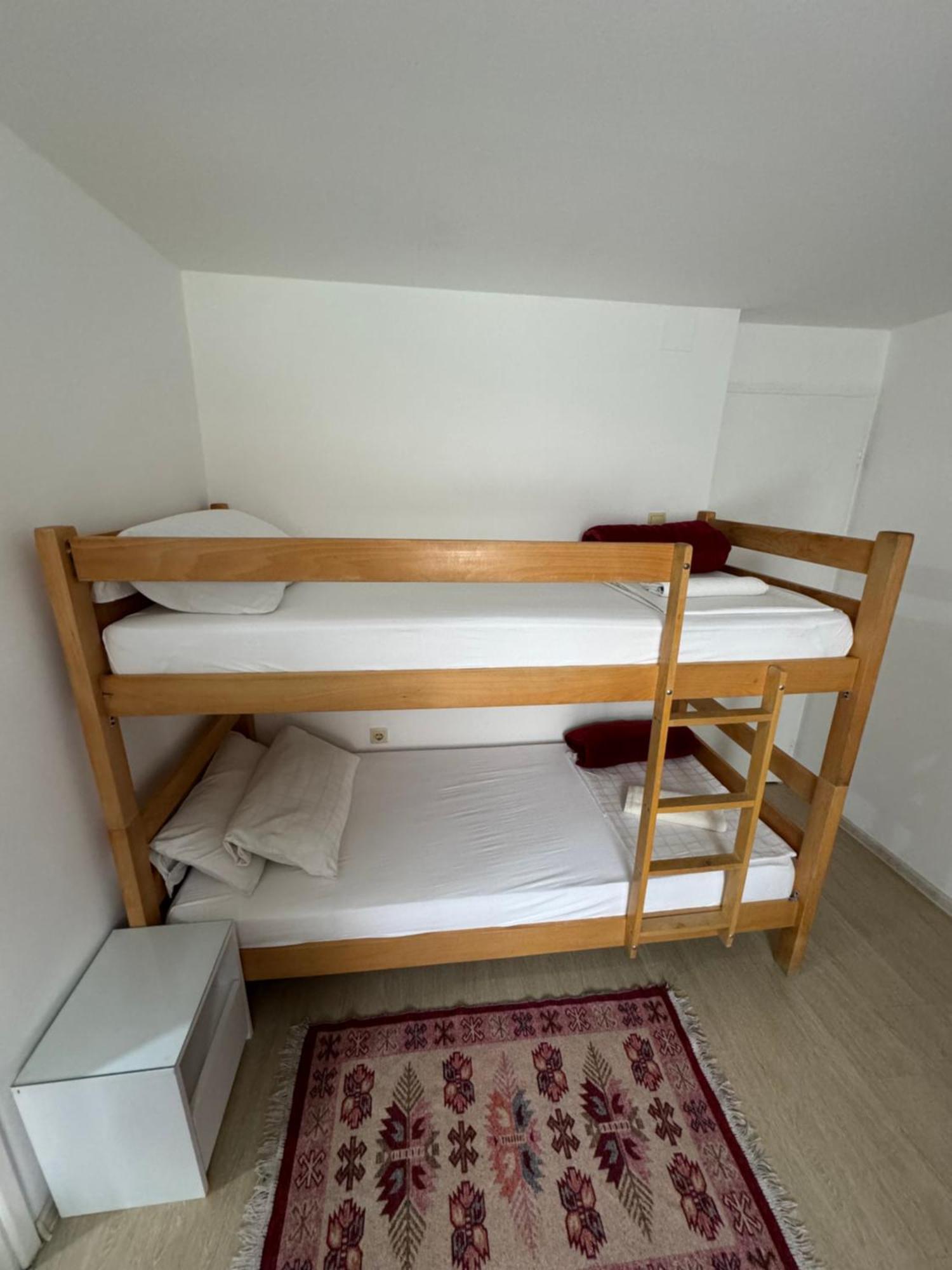 Apartments And Rooms Lena Mostar Buitenkant foto