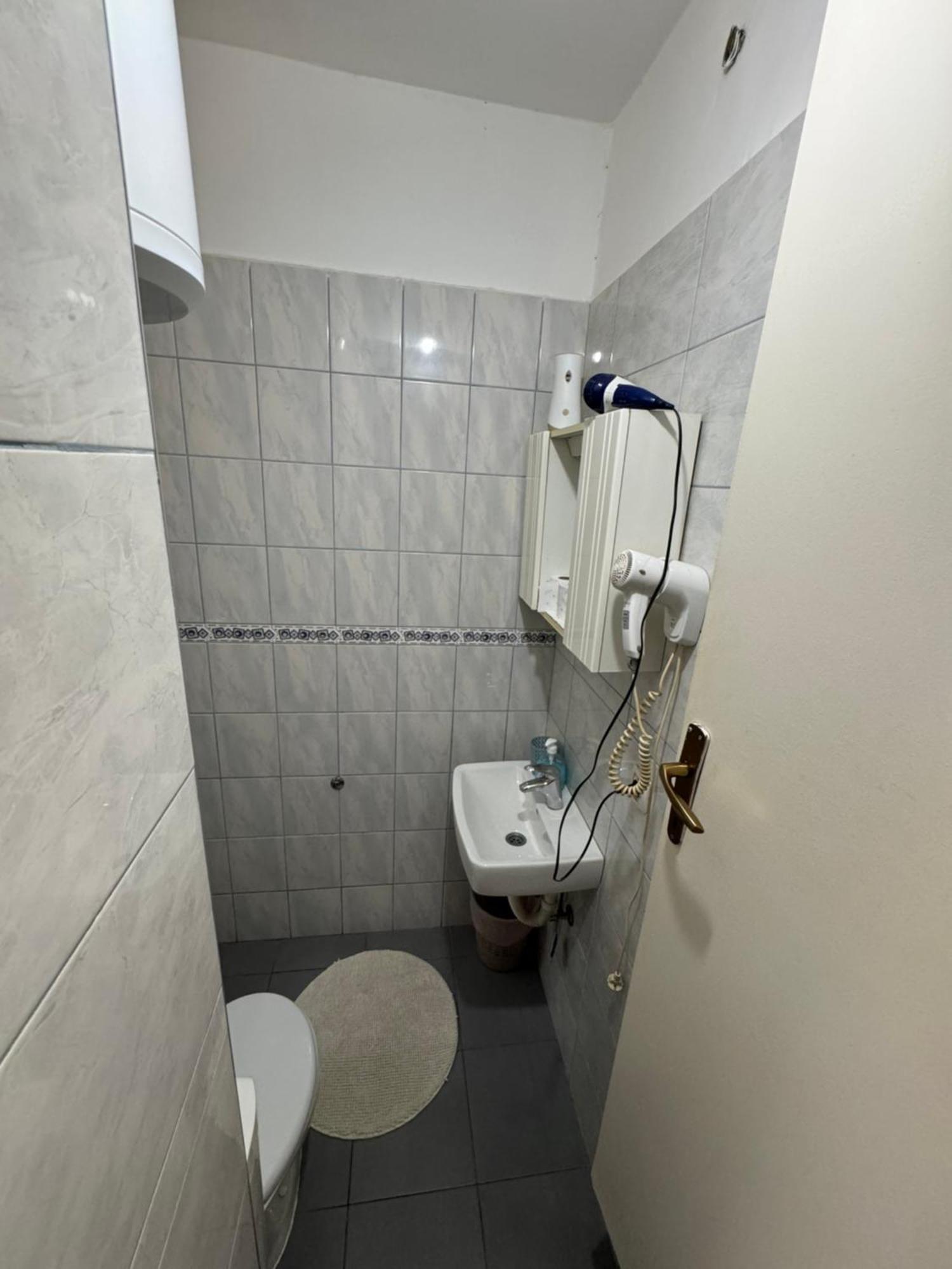 Apartments And Rooms Lena Mostar Buitenkant foto
