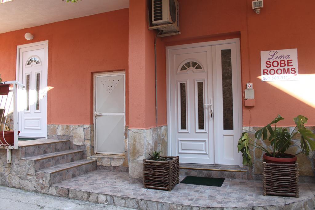 Apartments And Rooms Lena Mostar Buitenkant foto